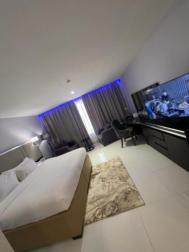Boulevard Owerri Hotel Exterior foto
